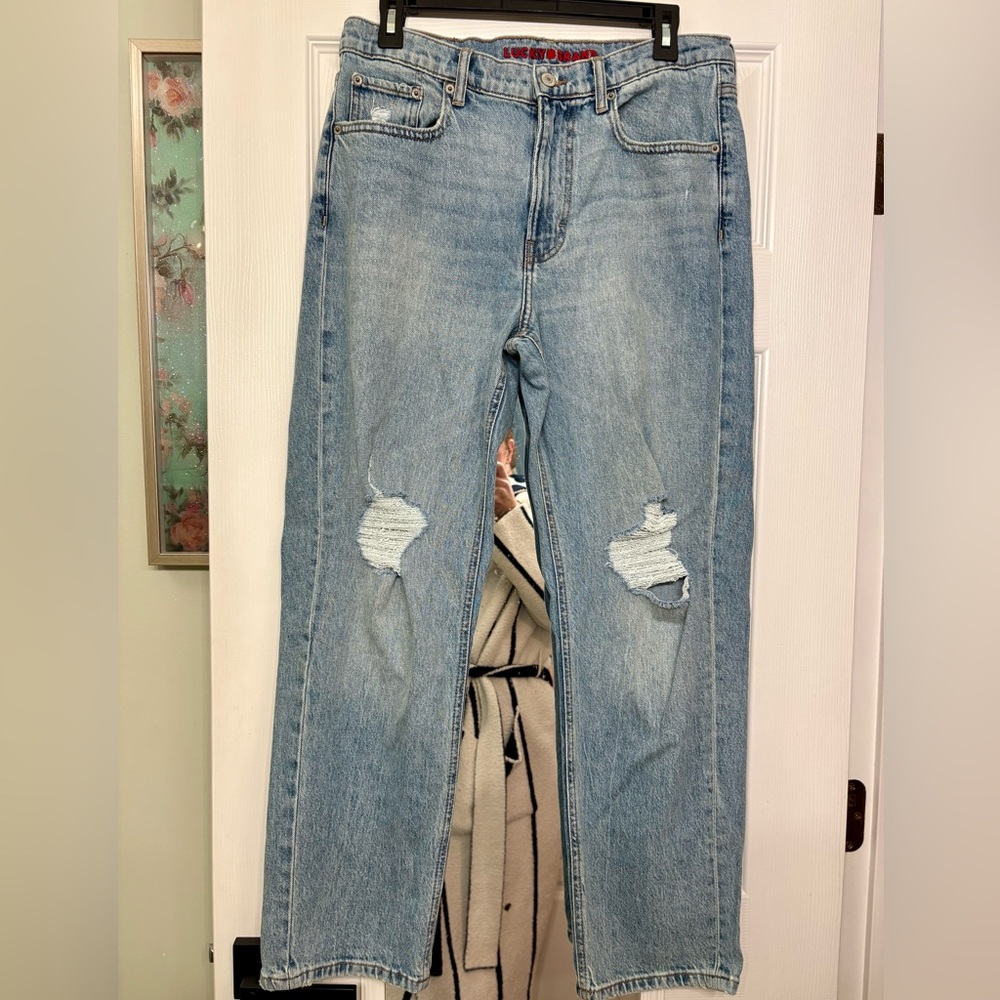 Lucky Brand Light Wash Distressed Straight-Leg Jeans